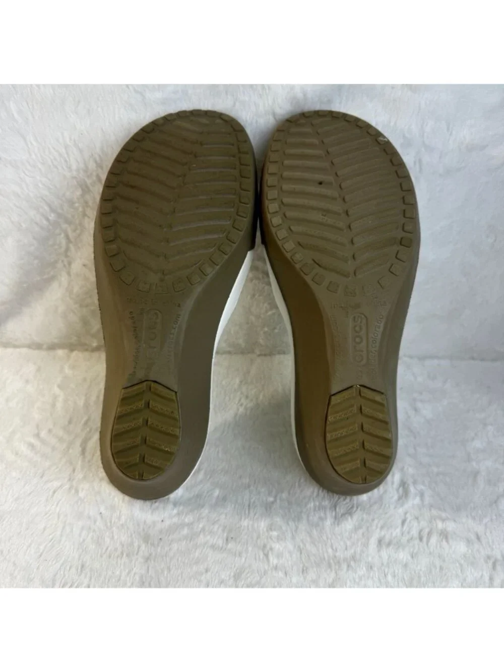 CROCS step into